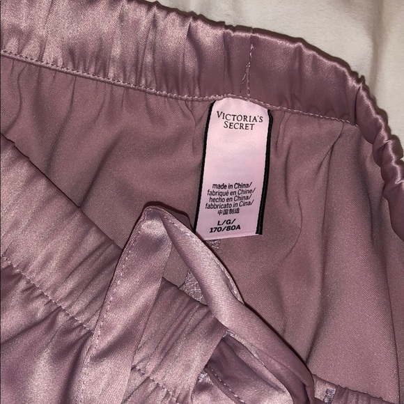 Silky Victoria secret night time shorts - Picture 2 of 2